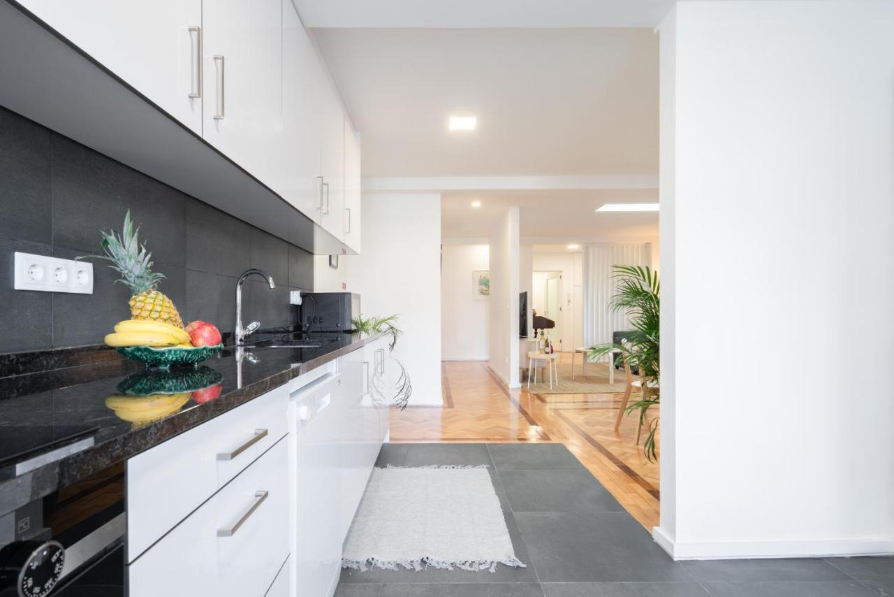 Host Wise - Spacious Fresh Flat W Terrace - Near Sea Espinho  Luaran gambar
