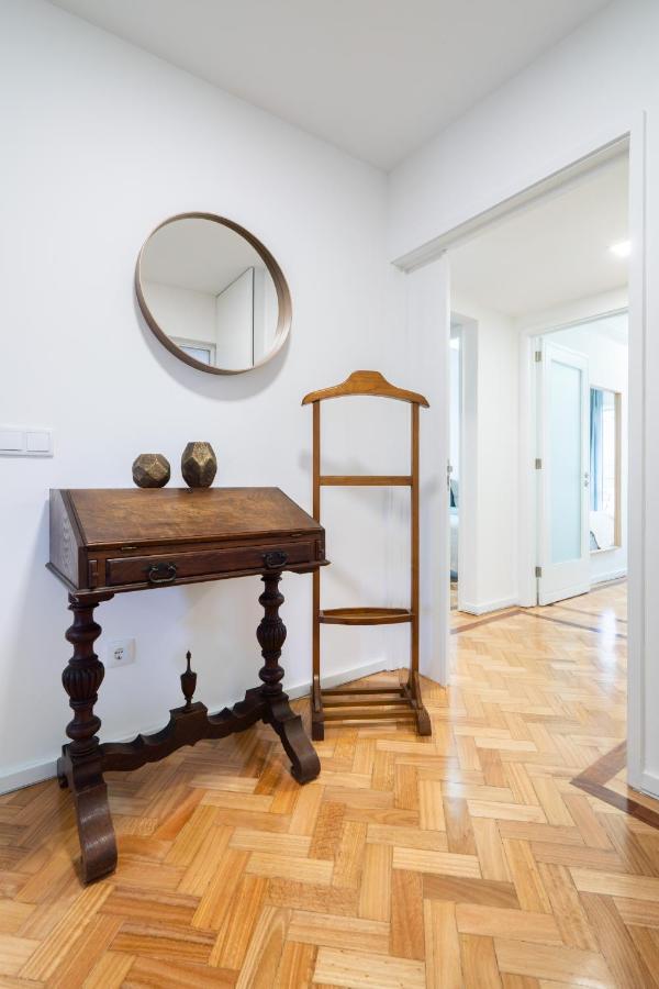 Host Wise - Spacious Fresh Flat W Terrace - Near Sea Espinho  Luaran gambar