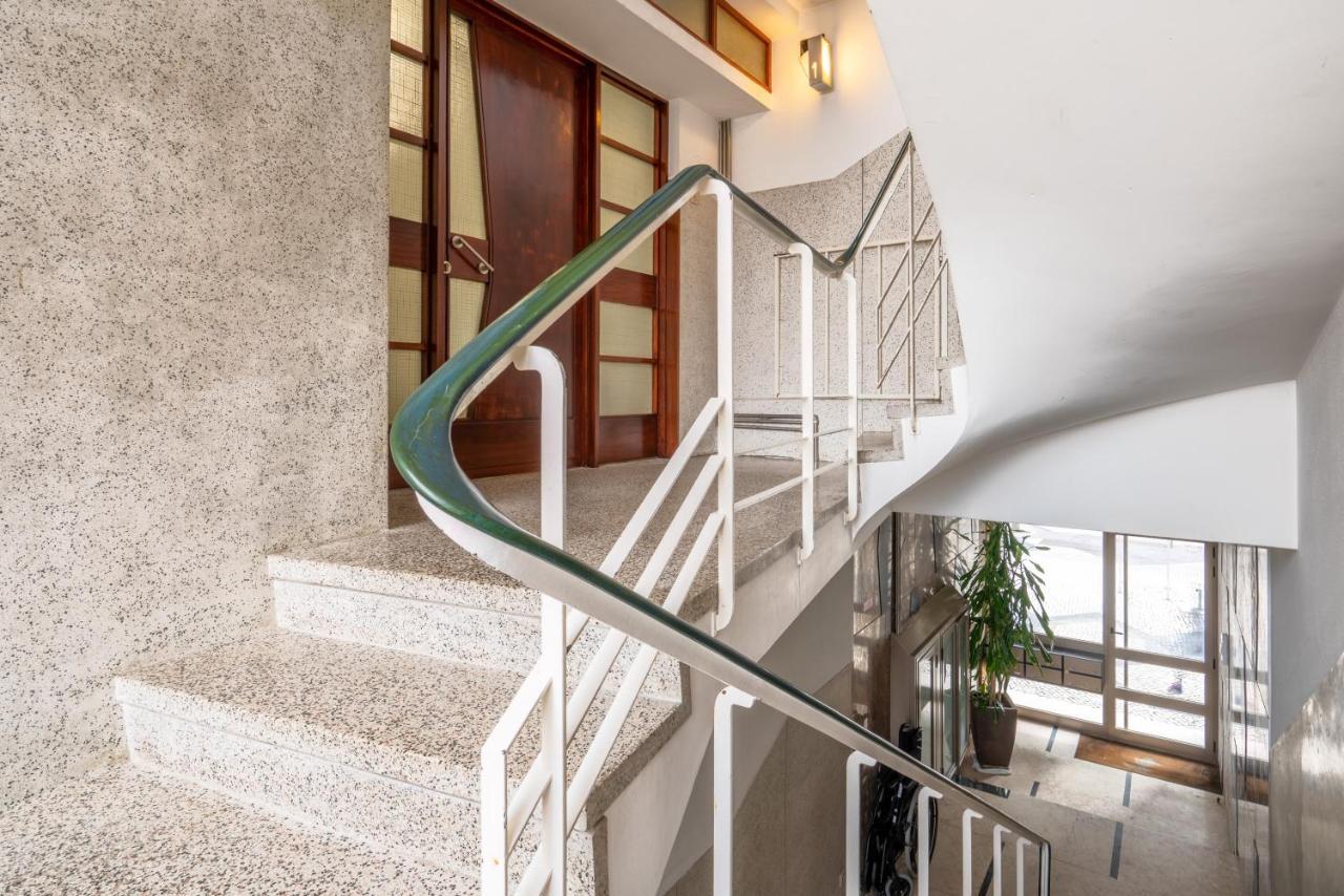 Host Wise - Spacious Fresh Flat W Terrace - Near Sea Espinho  Luaran gambar